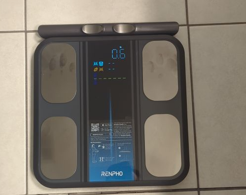 RENPHO body composition scale
